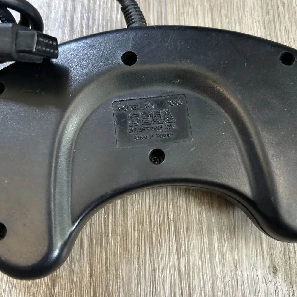 Sega Genesis Wired Controller 1650 Black Genuine Official OEM Authentic Tested